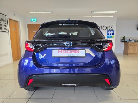 2023 Toyota Yaris - thumbnail 5