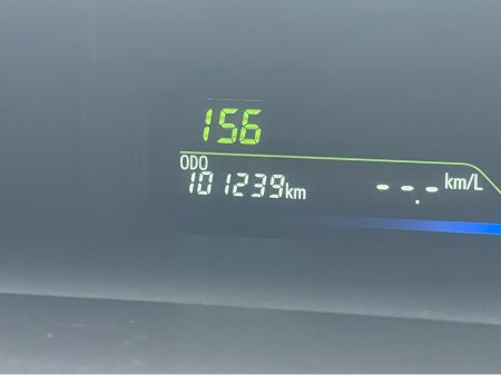 2014 Toyota Prius Alpha - thumbnail 14