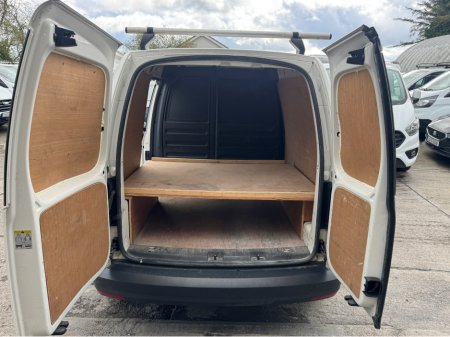 2019 Volkswagen Caddy - thumbnail 11