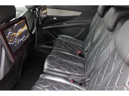 2018 Peugeot 5008 - thumbnail 24