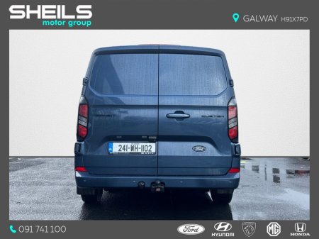 2024 Ford Transit Custom TRANSIT CUSTOM LIMITED 300 LWB €28,415 thumbnail