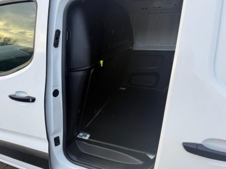 2022 Opel Combo 1.5Blue HDi 100PS NO VAT €11,950 thumbnail