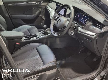 2023 Skoda Octavia - thumbnail 8