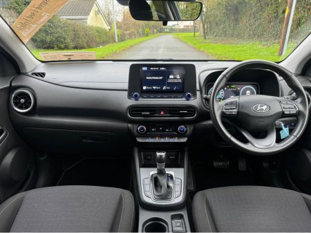 2022 Hyundai Kona  €25,950 thumbnail