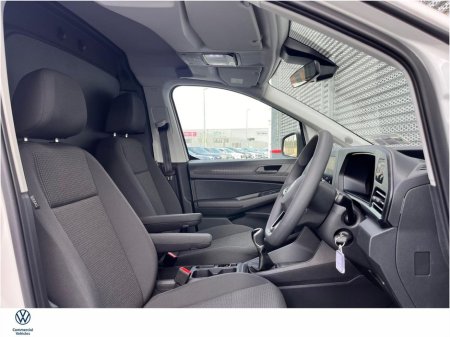 2025 Volkswagen Caddy CARGO 102HP M6F €22,495 thumbnail