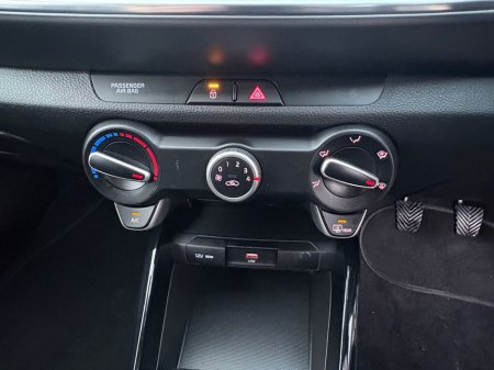 2025 Kia Stonic 1.0 K2 MY25 MT, *Sold KH* *warranty till 2032* *2 year AA* Bluetooth, Touch Screen Infotainment System, Multi-Function Steering Wheel, €25,900 thumbnail