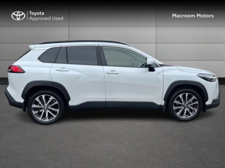 2024 Toyota Corolla Cross - thumbnail 3