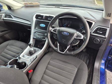 2017 Ford Mondeo - thumbnail 13