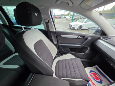 2015 Volkswagen Passat - thumbnail 23