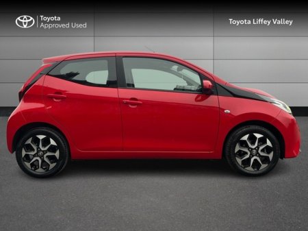 2021 Toyota Aygo - thumbnail 3