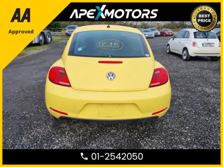 2014 Volkswagen Beetle - thumbnail 8