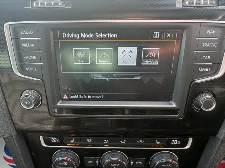 2016 Volkswagen Golf - thumbnail 22