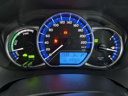 2015 Toyota Yaris - thumbnail 12