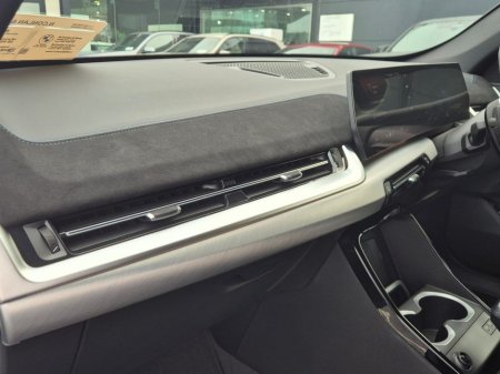 2026 BMW X1 - thumbnail 5