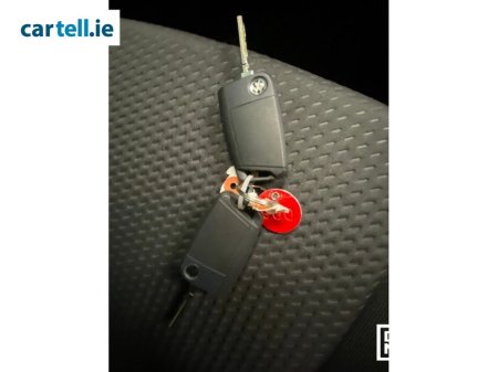 2018 Volkswagen Polo 1.0 comfort line with only 4025km €16,950 thumbnail