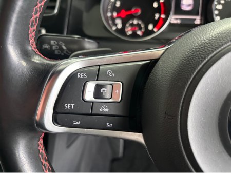 2014 Volkswagen Golf VOLKSWAGEN GOLF GTI DSG 220BHP*TUNGSTEN SILVER*DCC & ACC*PARKING SENSORS*KEYLESS ENTRY & START*AUTO HOLD*TRADE INS WELCOME* €17,950 thumbnail