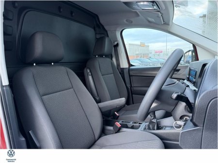 2021 Volkswagen Caddy CARGO BUSINESS 102HP M6F thumbnail