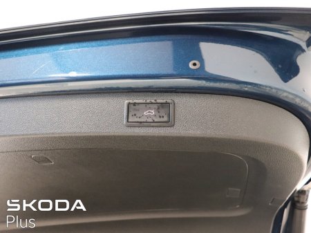 2024 Skoda Kodiaq 2.0 TDI 150HP DSG Ambition 7 Seat €45,950 thumbnail