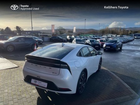 2024 Toyota Prius PLUG IN €40,950 thumbnail