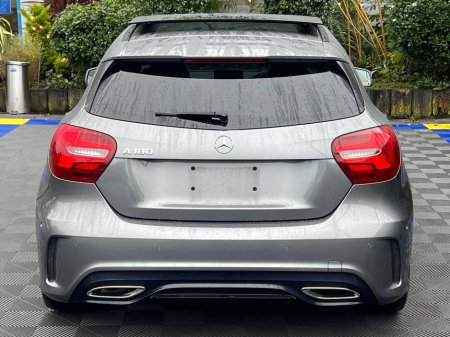 2017 Mercedes-Benz A Class A180 AMG-LINE 1.6 AUTO // OPENING PAN ROOF // LEATHER HEATED AMG-LINE SEATS // ADAPTIVE CRUISE CONTROL €20,950 thumbnail