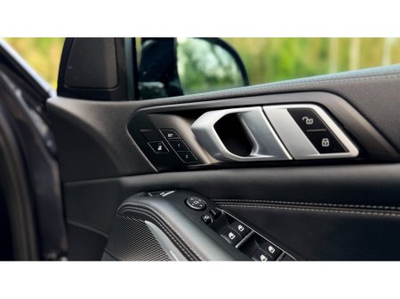 2022 BMW X5 - thumbnail 5