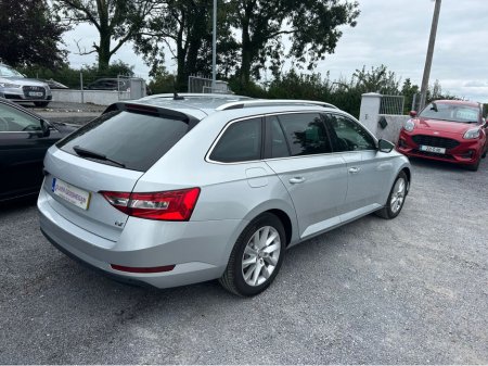 2021 Skoda Superb SE TECH IV PHEV (BLACK LEATHER) €20,950
