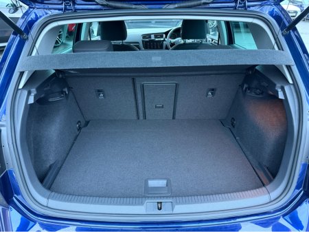 2017 Volkswagen Golf 1.4 TSI 140HP HIGHLINE AUTO €18,950 thumbnail