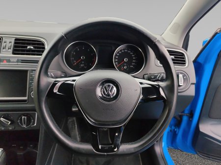 2015 Volkswagen Polo - thumbnail 12