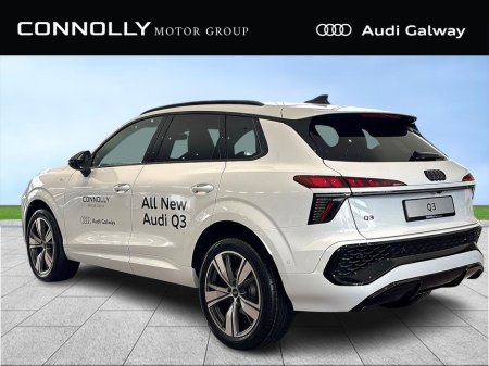 2026 Audi Q3 * HUGE SPEC *1.5 TFSI S LINE 150 HP A/T €68,750 thumbnail