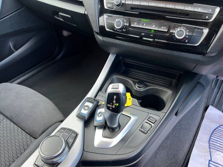 2017 BMW 1 Series 118d M-SPORT 2.0 D // FULL SERVICE HISTORY // REVERSE CAMERA // AIR CONDITIONING €16,900 thumbnail