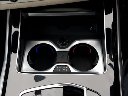 2025 BMW X7 xDrive40d M Sport €179,995 thumbnail