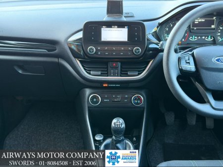 2018 Ford Fiesta - thumbnail 6