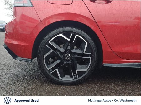 2024 Volkswagen Golf GOLF R-LINE 2.0TDI 150HP (EXTRAS) €41,950 thumbnail