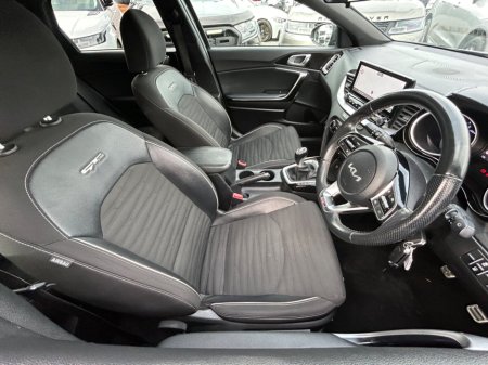 2023 Kia Ceed - thumbnail 5