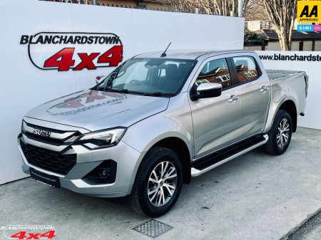 2026 Isuzu D-MAX IRIDIUM SILVER AUTO VATQ HOT DEAL!