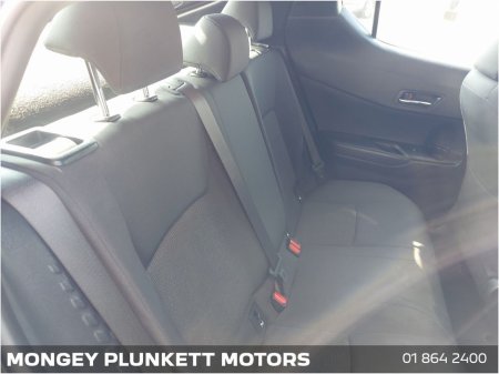 2017 Toyota C-HR - thumbnail 13