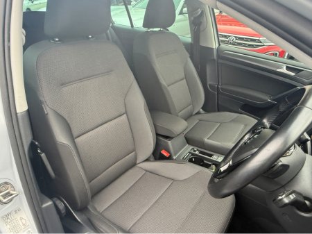 2018 Volkswagen Golf - thumbnail 10