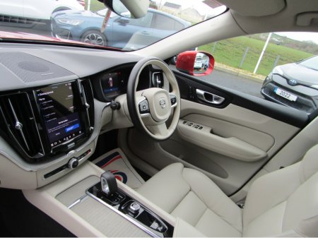 2024 Volvo XC60 T6 PHEV PLUS BRIGHT AWD 5 thumbnail