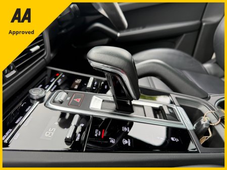 2023 Porsche Cayenne - thumbnail 19