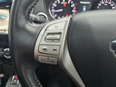 2017 Nissan Qashqai - thumbnail 19