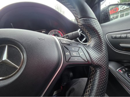 2015 Mercedes-Benz A Class A180  HALF LEATHER HEATED SEATS - REV CAMERA - HI SPEC / SYSTEM LOW ROAD TAX BAND / SIMI DEALER €14,950 thumbnail