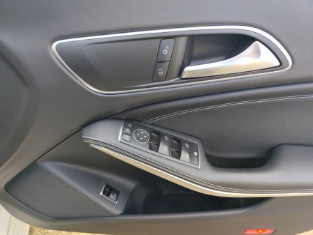 2015 Mercedes-Benz CLA Class - thumbnail 13