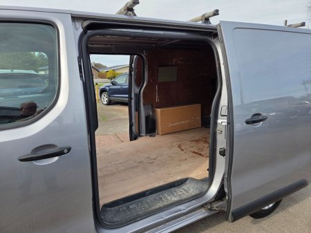 2022 Toyota Proace - thumbnail 12