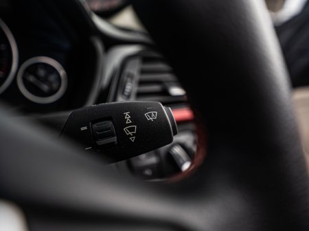 2016 BMW 3 Series - thumbnail 22