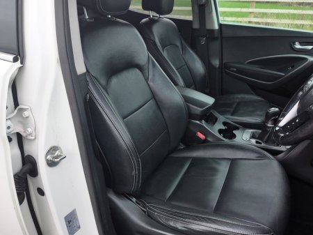 2016 Hyundai Santa Fe - thumbnail 7