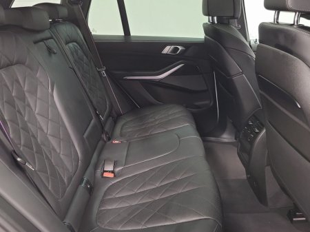 2024 BMW X5 xDrive50e M Sport €90,975 thumbnail