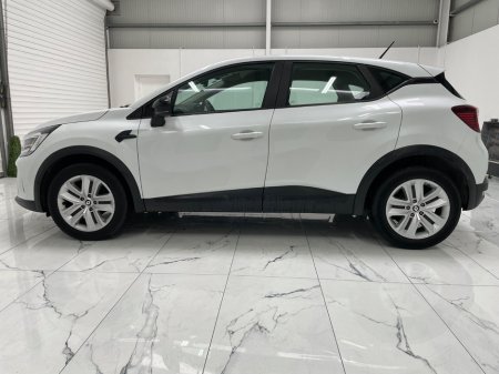 2022 Renault Captur - thumbnail 6