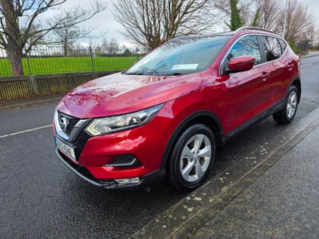2018 Nissan Qashqai 1.2 SV CVT 18 4DR Auto €18,950 thumbnail