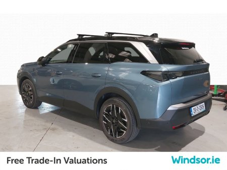 2025 Peugeot 5008 1.2 Hybrid 136bhp E-DCS6 GT €51,995