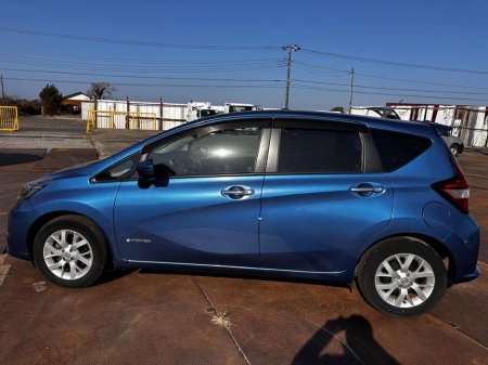 2017 Nissan Note - thumbnail 4